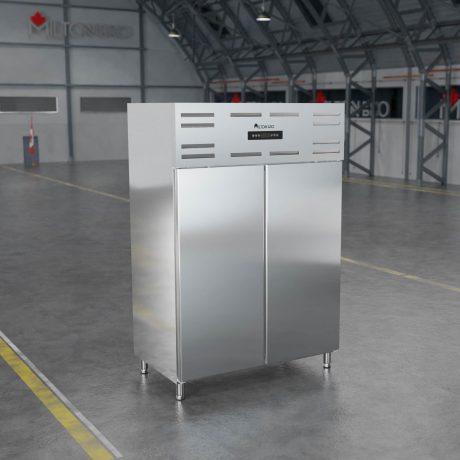 2 DOOR REACH-IN FREEZER